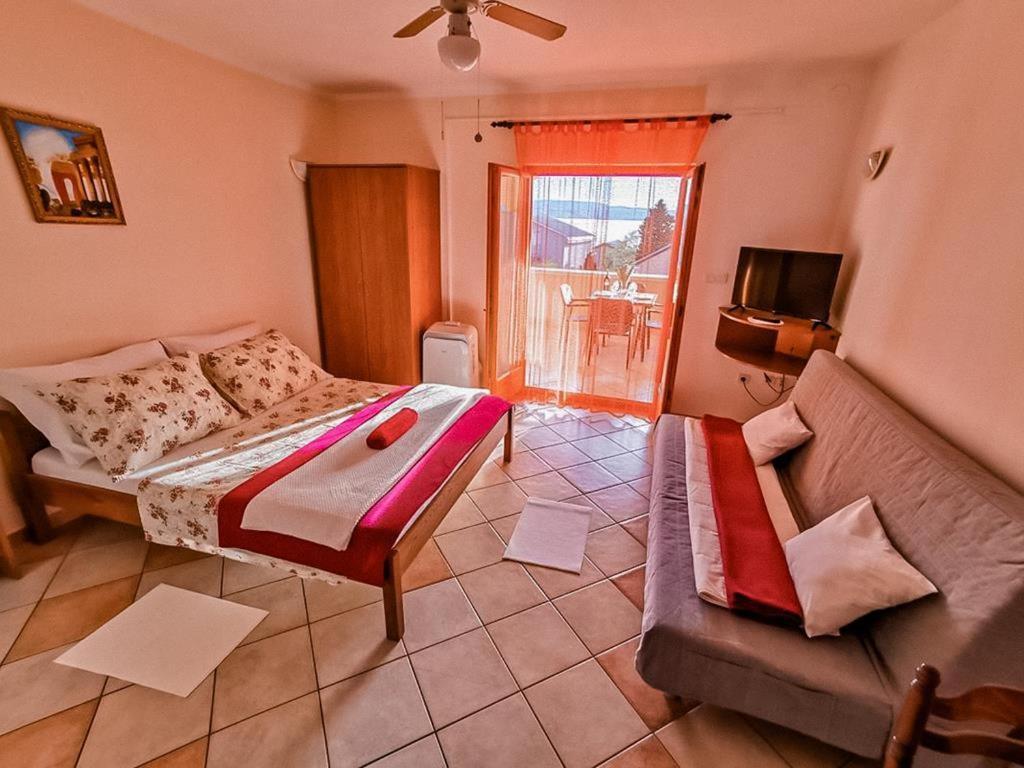 Apartments Rukelj Карлобаг Экстерьер фото